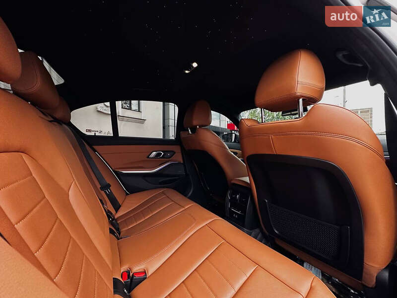 Седан BMW 3 Series 2020 в Чернівцях