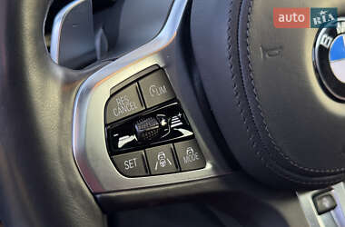 Седан BMW 3 Series 2023 в 