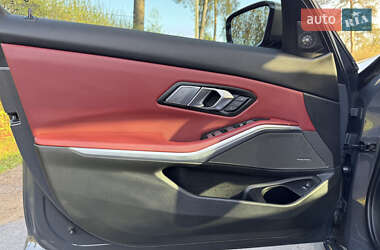 Седан BMW 3 Series 2023 в 