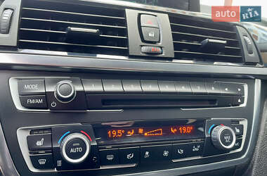 Седан BMW 3 Series 2016 в 