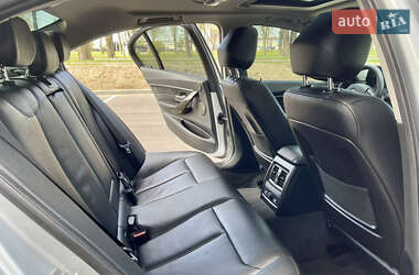 Седан BMW 3 Series 2016 в 