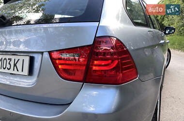 Универсал BMW 3 Series 2009 в 