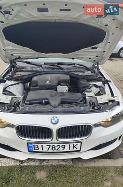 Седан BMW 3 Series 2015 в 