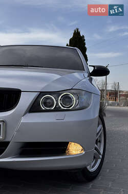 Седан BMW 3 Series 2005 в 