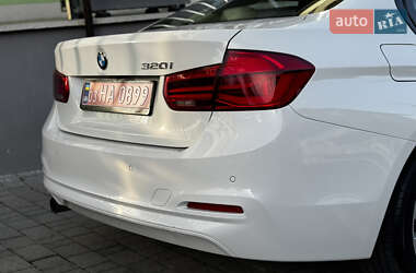 Седан BMW 3 Series 2016 в 