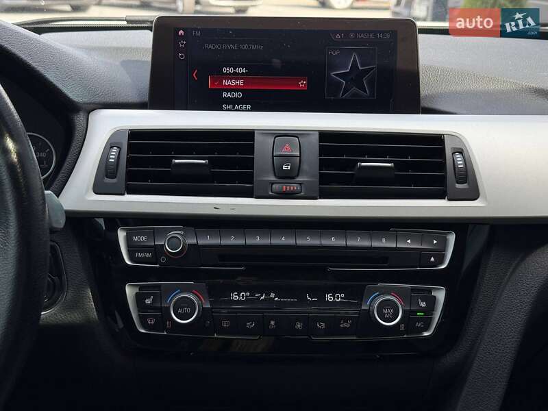 Седан BMW 3 Series 2018 в Ровно