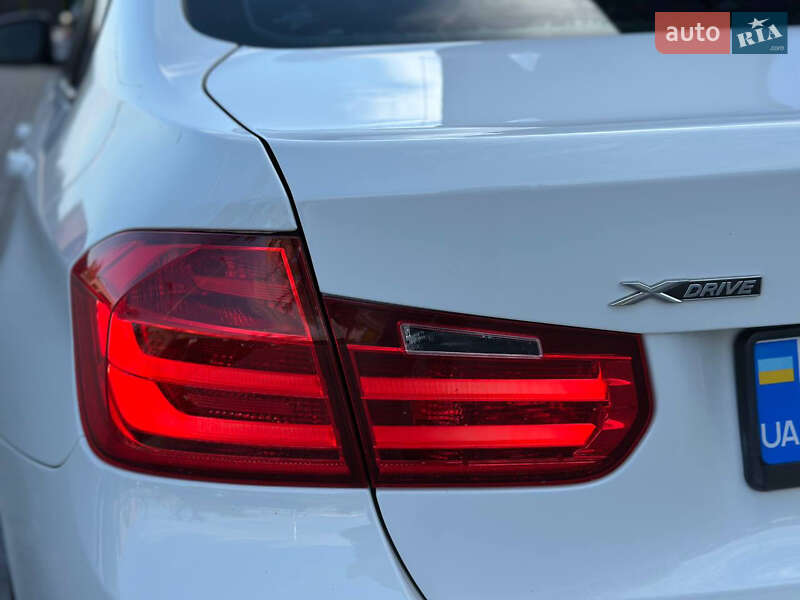 Седан BMW 3 Series 2013 в Днепре