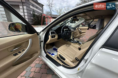 Седан BMW 3 Series 2015 в 