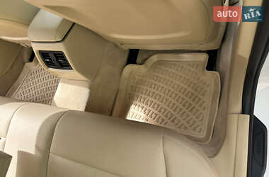 Седан BMW 3 Series 2015 в 