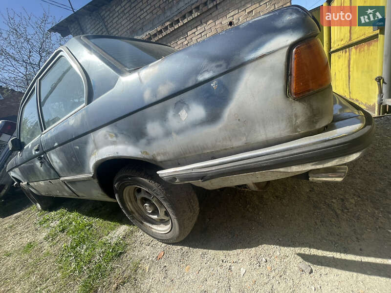 Купе BMW 3 Series 1979 в Бучі