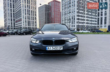 Седан BMW 3 Series 2015 в 