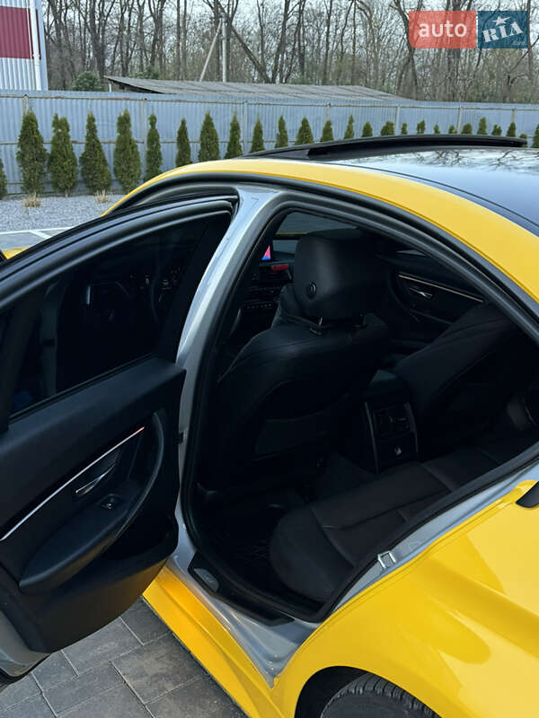 Седан BMW 3 Series 2015 в Луцке