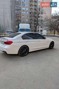 Седан BMW 3 Series 2015 в 