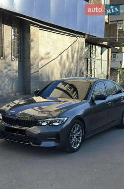 Седан BMW 3 Series 2019 в 