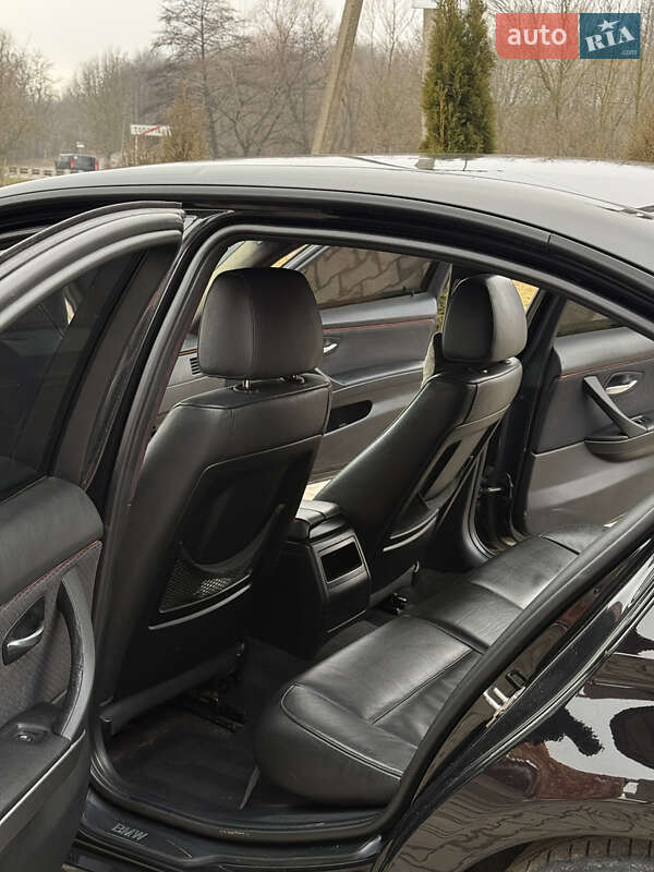 Седан BMW 3 Series 2011 в Чернівцях