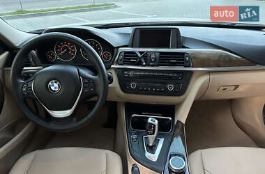 Седан BMW 3 Series 2015 в 