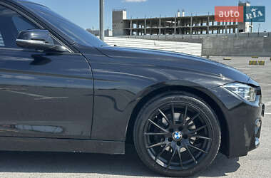 Седан BMW 3 Series 2013 в 