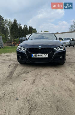 Седан BMW 3 Series 2013 в Львові