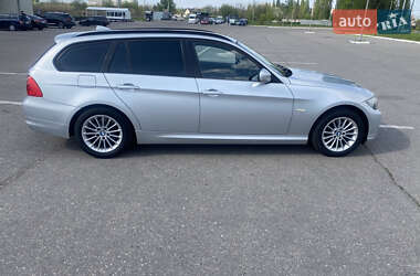 Універсал BMW 3 Series 2010 в 