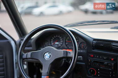 Седан BMW 3 Series 1987 в 