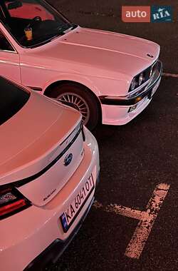 Седан BMW 3 Series 1987 в 