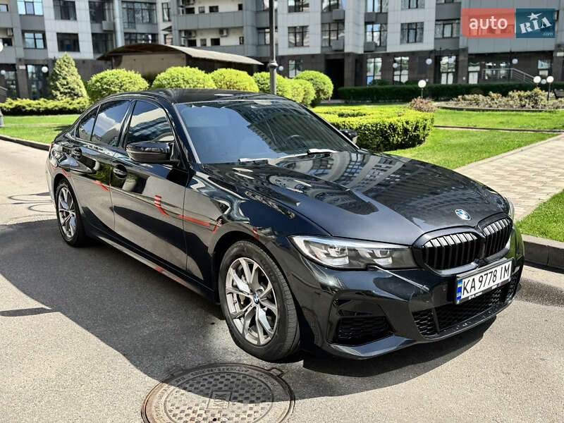 Седан BMW 3 Series 2019 в 