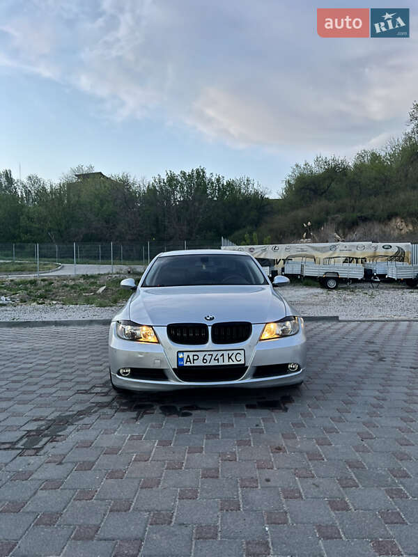 Седан BMW 3 Series 2005 в Измаиле фото 4 Седан BMW 3 Series 2005 в Измаиле