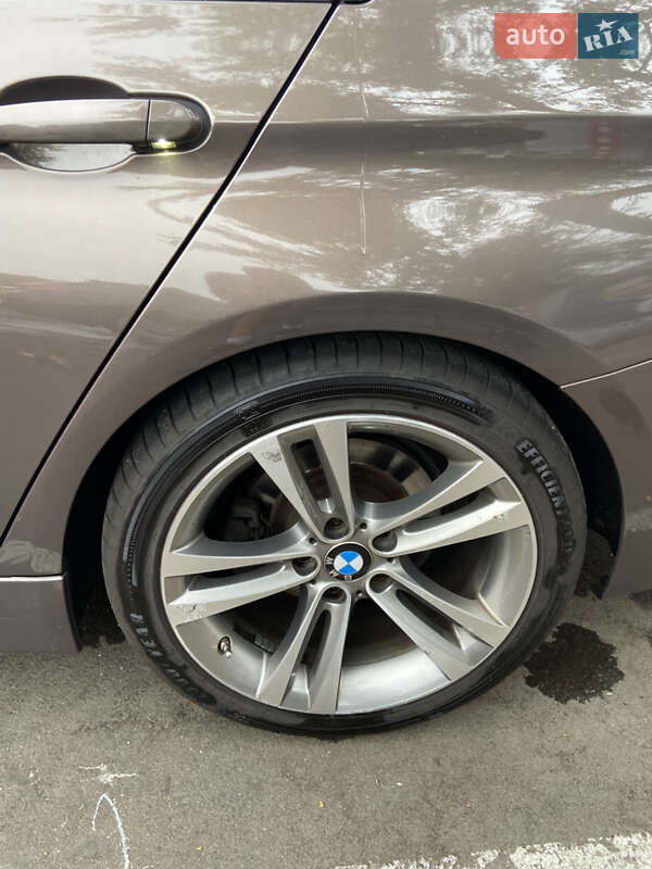 Седан BMW 3 Series 2012 в Киеве