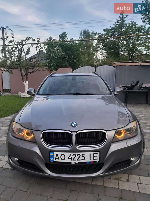 Універсал BMW 3 Series 2010 в Мукачевому