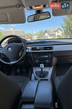 Седан BMW 3 Series 2008 в 