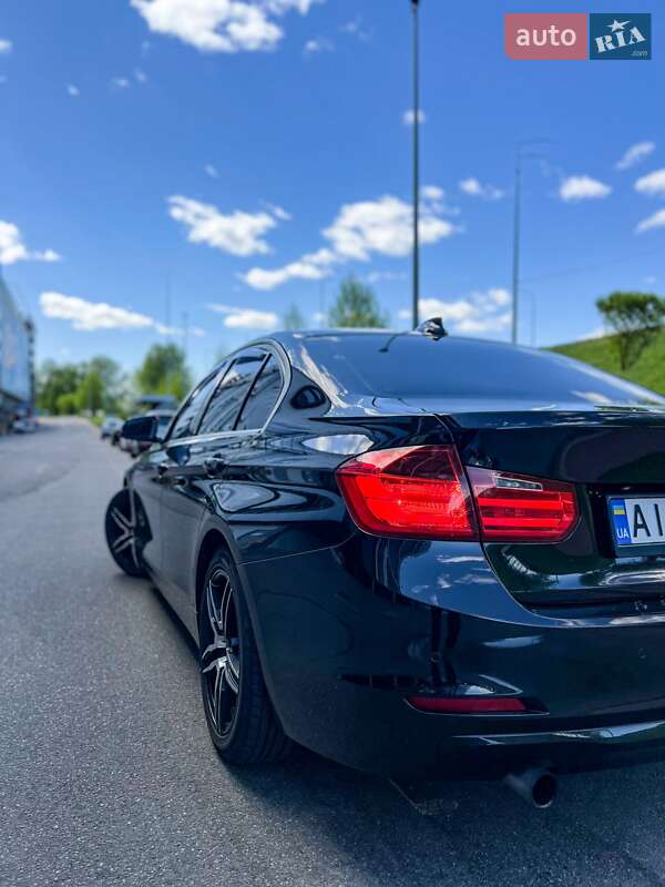 Седан BMW 3 Series 2012 в Києві