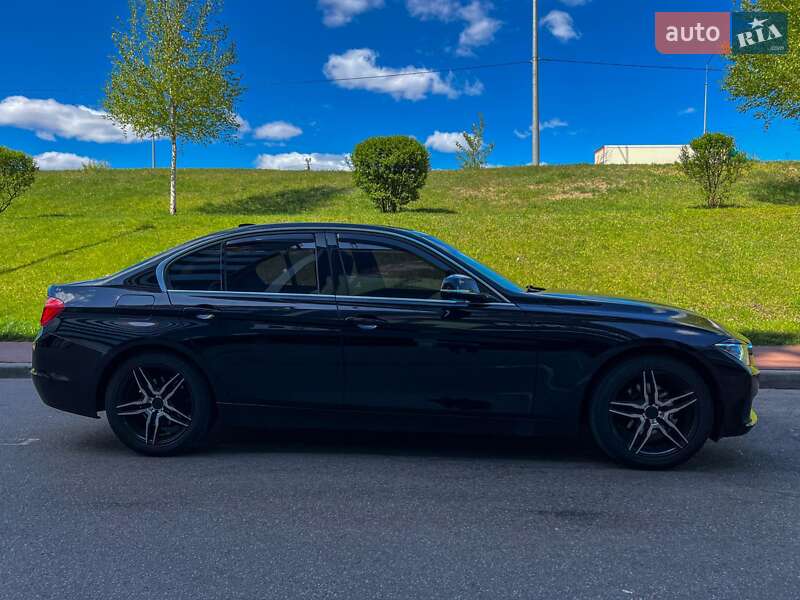 Седан BMW 3 Series 2012 в Києві