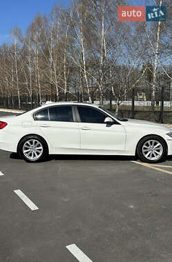 Седан BMW 3 Series 2013 в 
