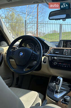 Седан BMW 3 Series 2013 в 