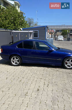 Седан BMW 3 Series 1992 в 
