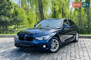 Седан BMW 3 Series 2017 в 
