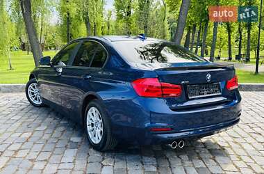 Седан BMW 3 Series 2017 в 