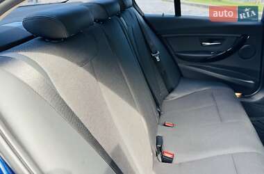 Седан BMW 3 Series 2017 в 