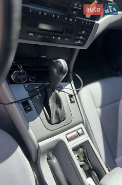 Седан BMW 3 Series 2002 в 