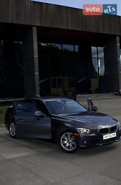 Седан BMW 3 Series 2015 в 