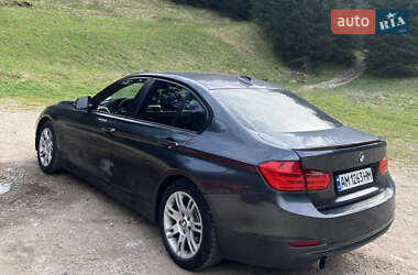 Седан BMW 3 Series 2015 в 