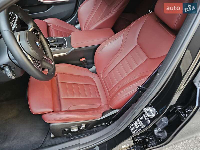 Седан BMW 3 Series 2022 в Киеве