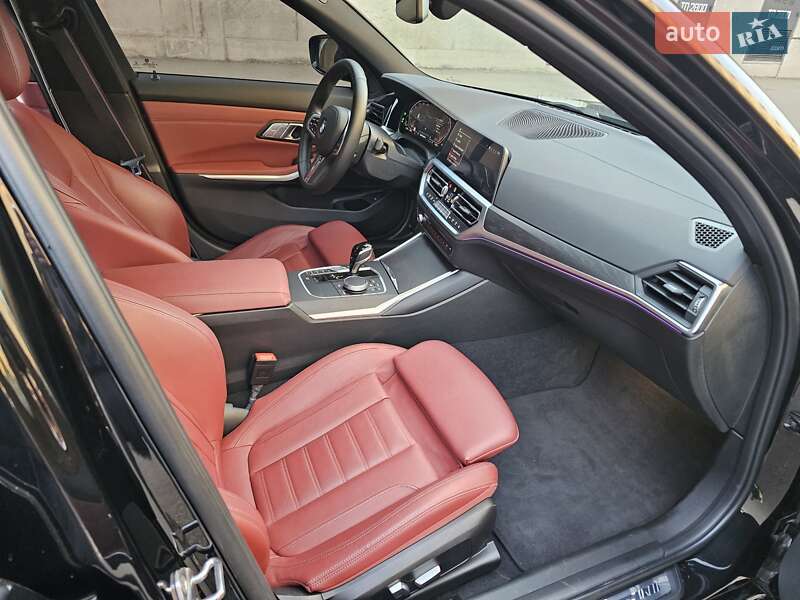 Седан BMW 3 Series 2022 в Киеве