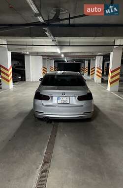 Седан BMW 3 Series 2015 в 