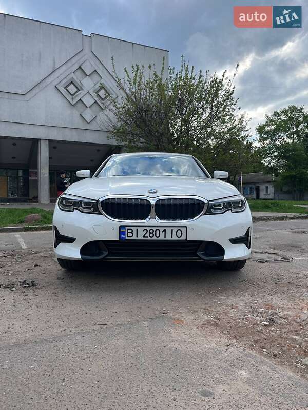Седан BMW 3 Series 2019 в Полтаве