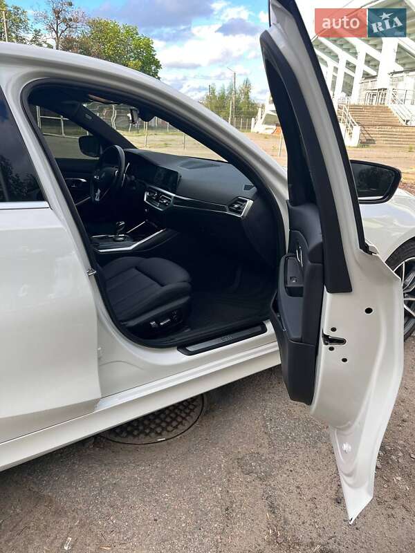 Седан BMW 3 Series 2019 в Полтаве