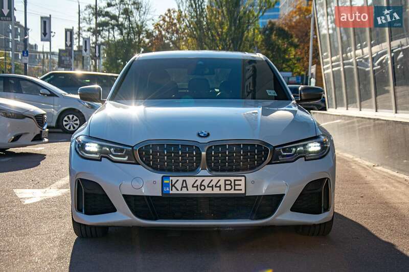 Седан BMW 3 Series 2019 в Киеве