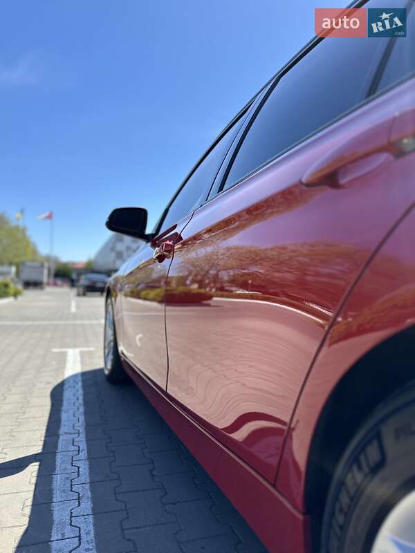 Седан BMW 3 Series 2015 в Одесі