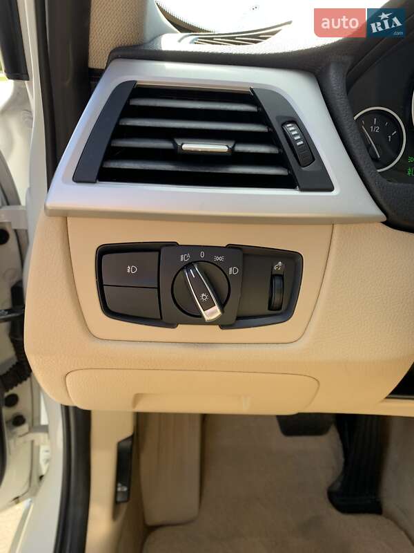 Седан BMW 3 Series 2012 в Києві