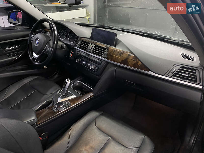 Седан BMW 3 Series 2014 в Ивано-Франковске